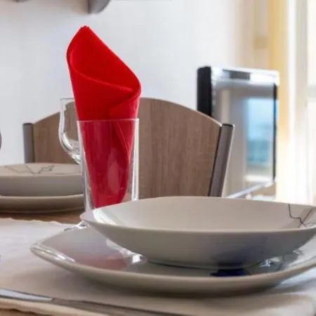 Апартамент Impeccable 1-Bed Apartment In Aheloy