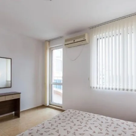 Impeccable 1-Bed Apartment In Aheloy *